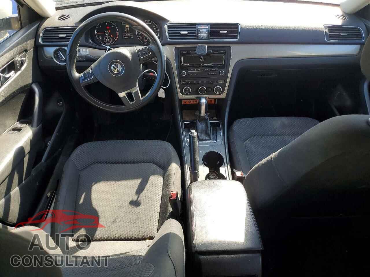 VOLKSWAGEN PASSAT 2014 - 1VWAN7A39EC002081