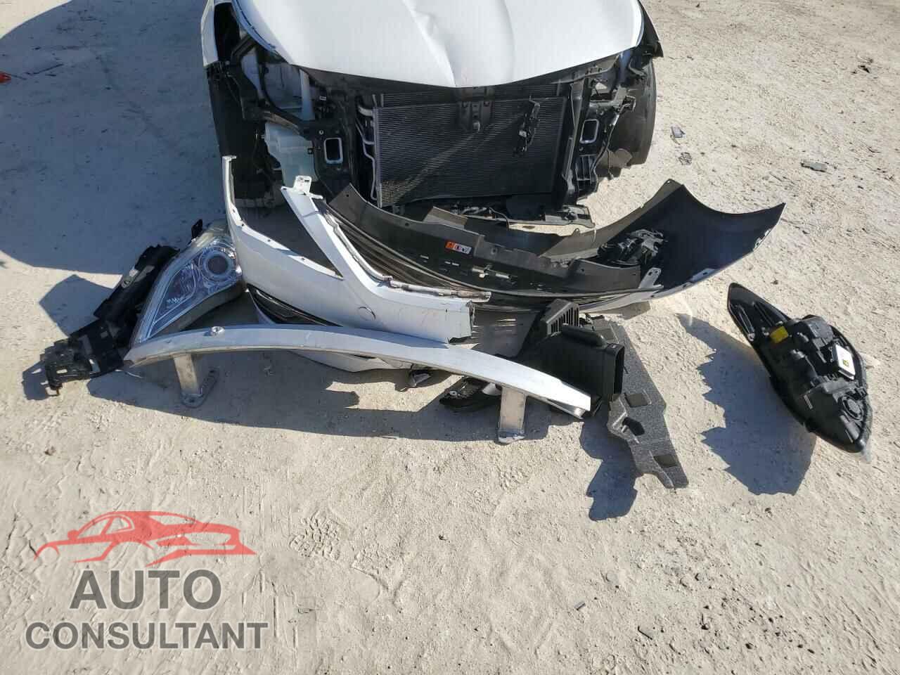 HYUNDAI AZERA 2017 - KMHFH4JG2HA581976