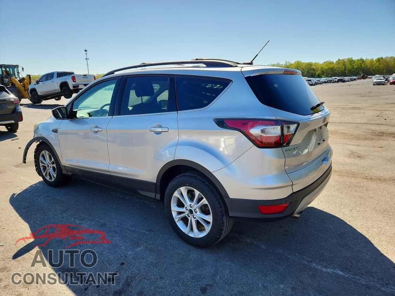 FORD ESCAPE 2017 - 1FMCU0GD7HUB25734