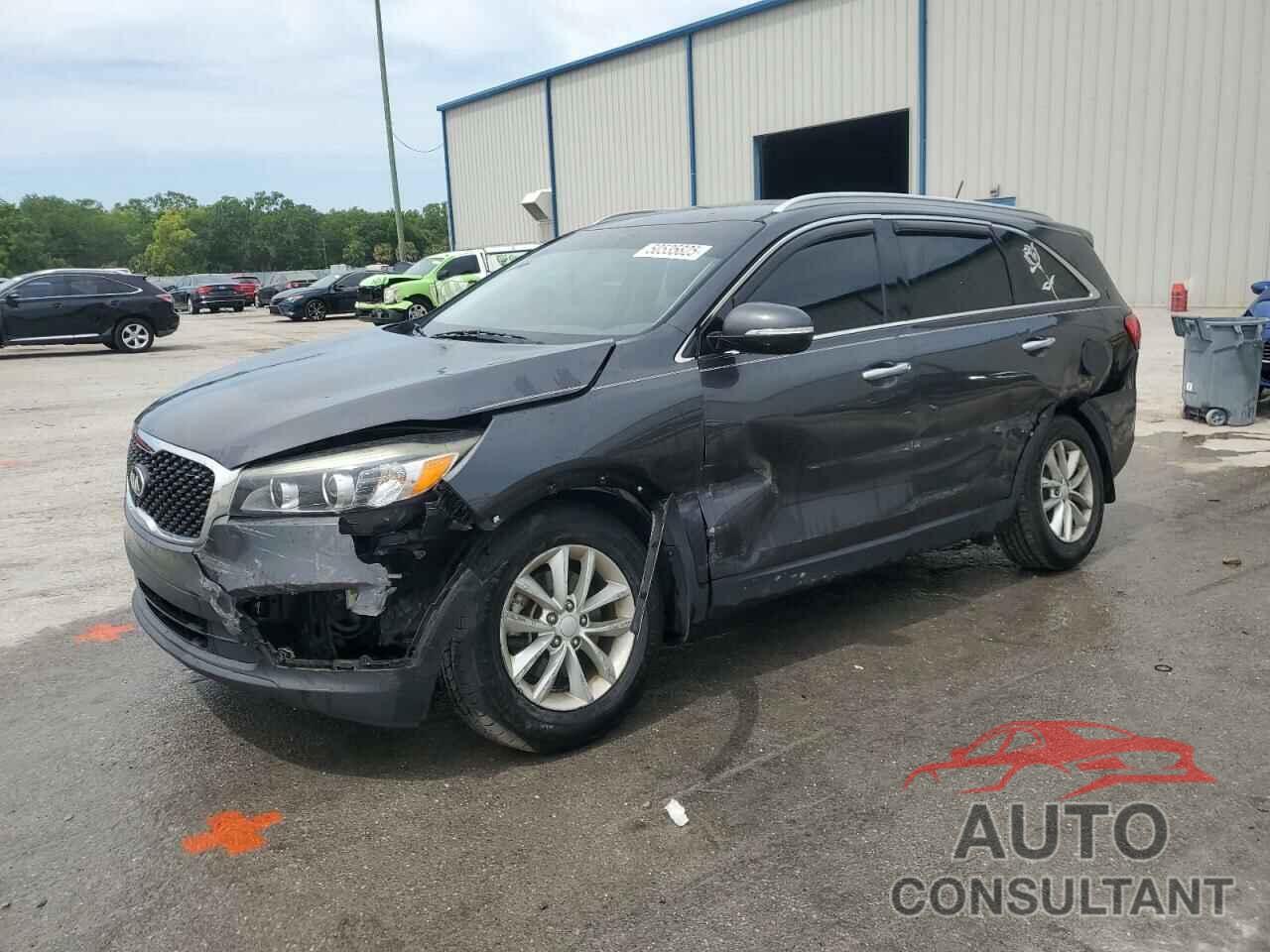 KIA SORENTO 2017 - 5XYPG4A37HG206934