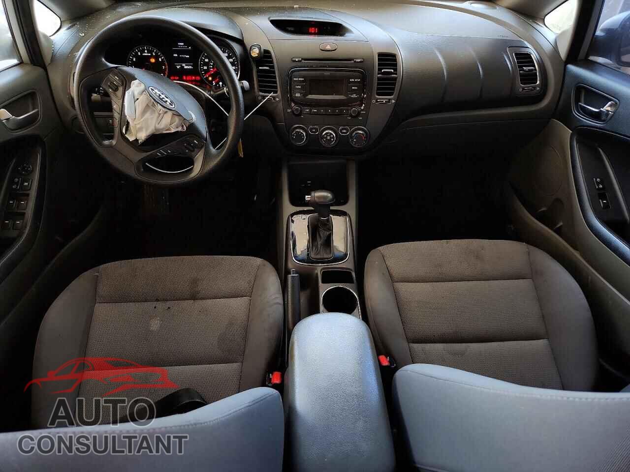 KIA FORTE 2017 - 3KPFK4A77HE041204