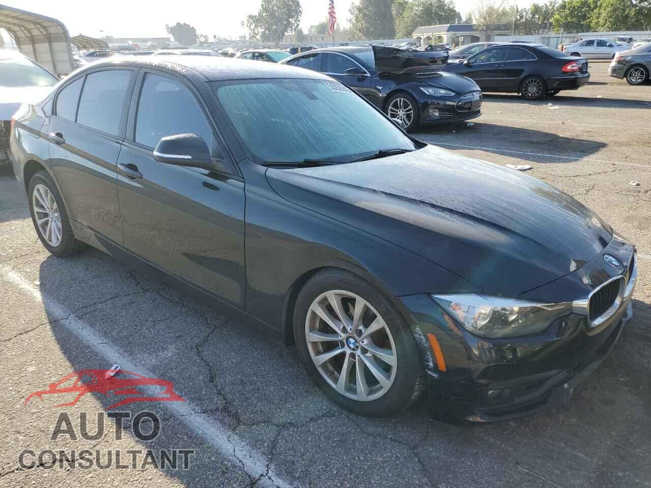 BMW 3 SERIES 2017 - WBA8A9C52HK619899