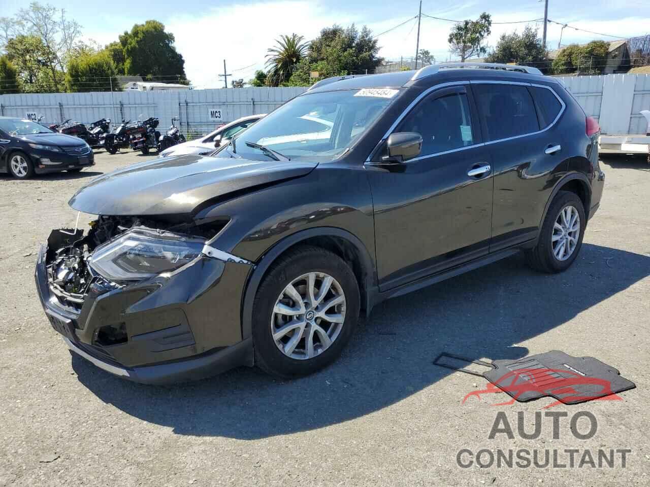 NISSAN ROGUE 2017 - KNMAT2MT9HP552224