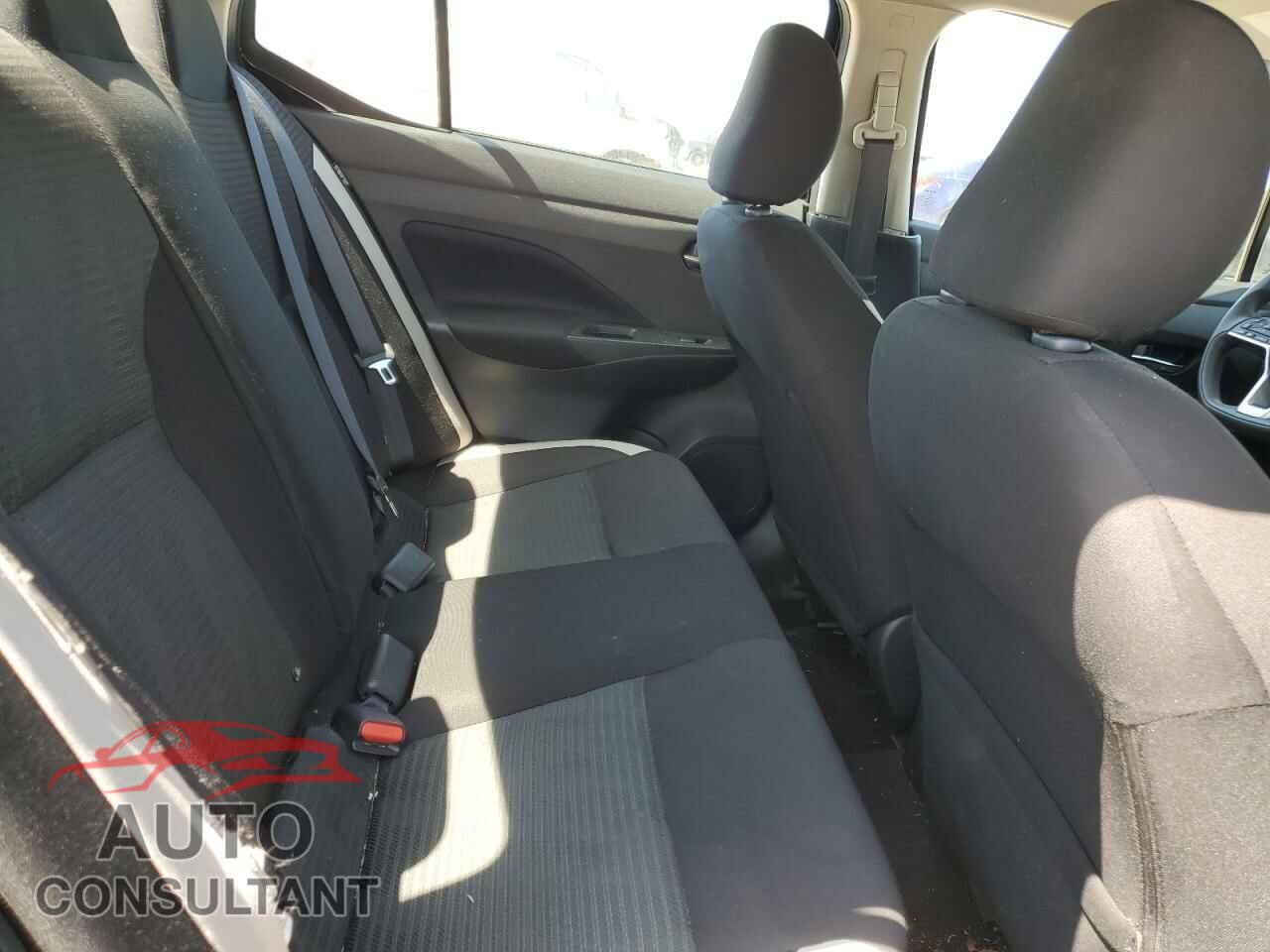 NISSAN VERSA 2021 - 3N1CN8EVXML925981