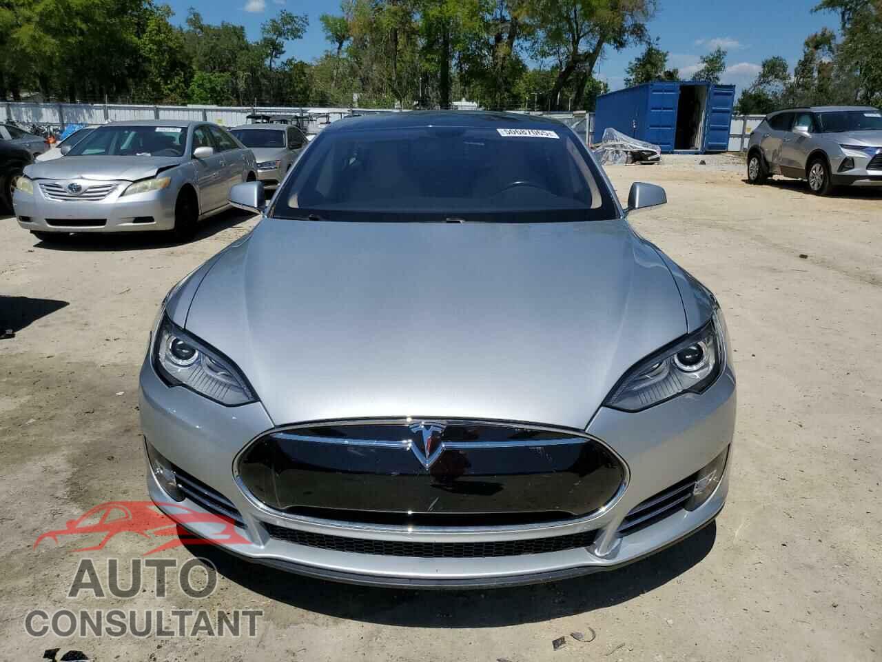 TESLA MODEL S 2012 - 5YJSA1DP4CFS00811