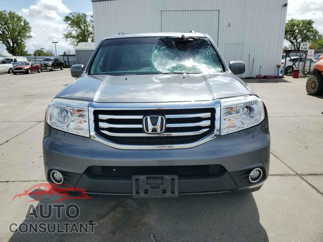 HONDA PILOT 2012 - 5FNYF4H96CB085752