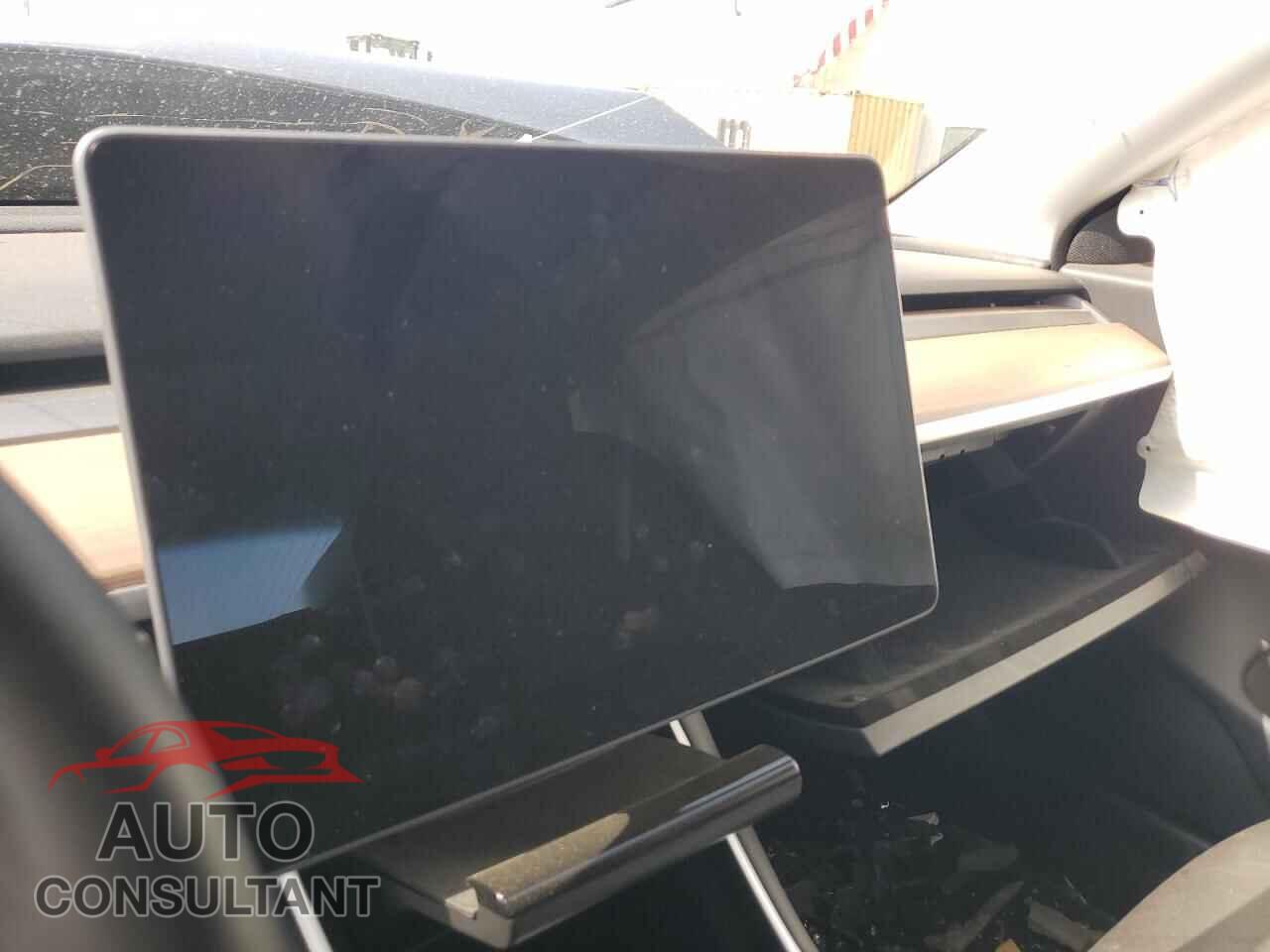 TESLA MODEL 3 2019 - 5YJ3E1EA1KF436317