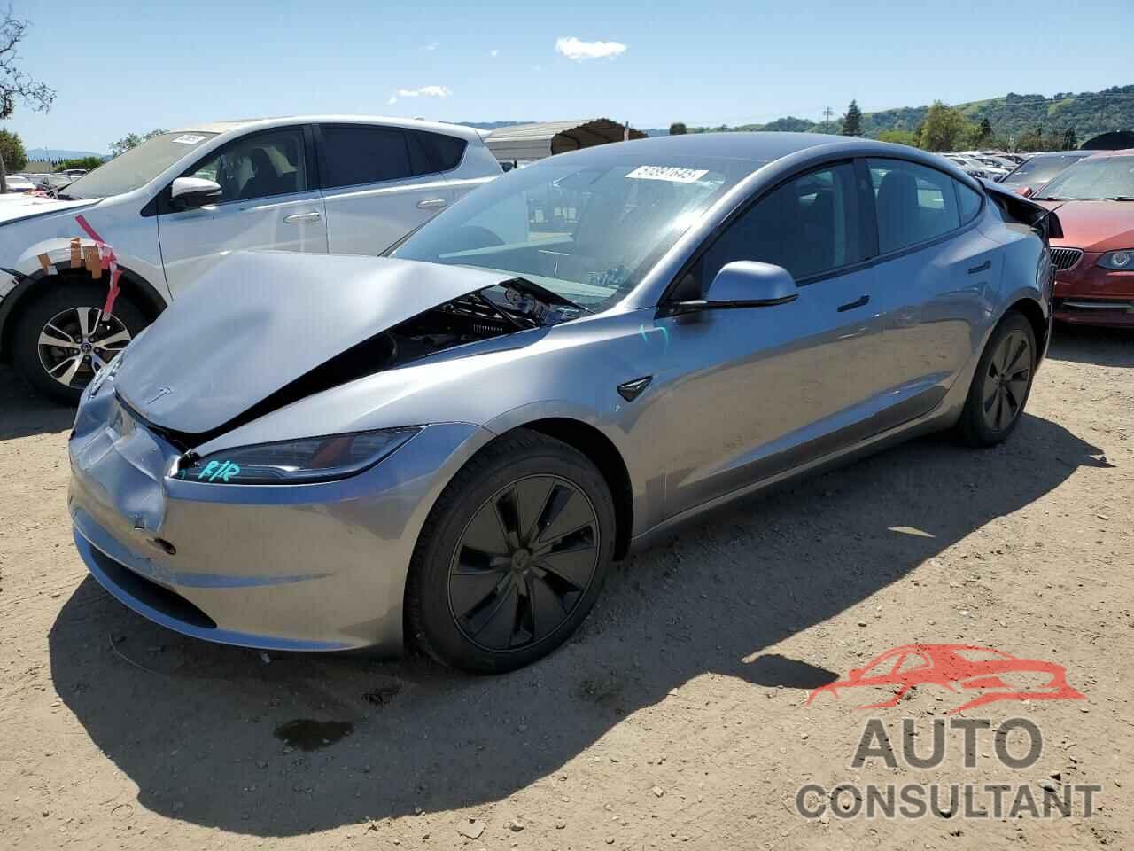 TESLA MODEL 3 2025 - 5YJ3E1EB7SF932568