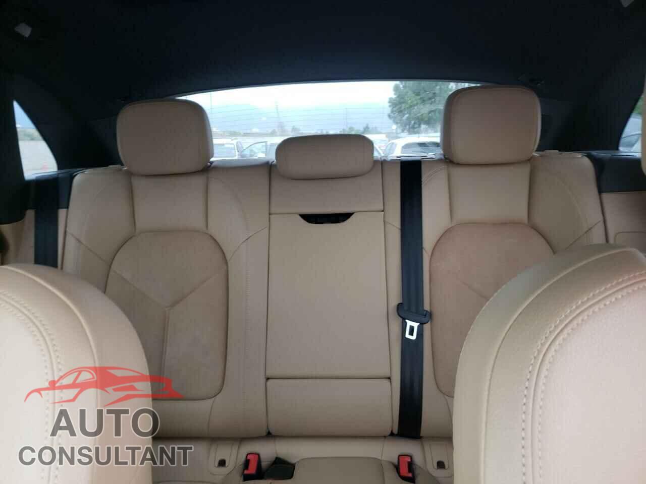 PORSCHE MACAN 2018 - WP1AA2A51JLB05247
