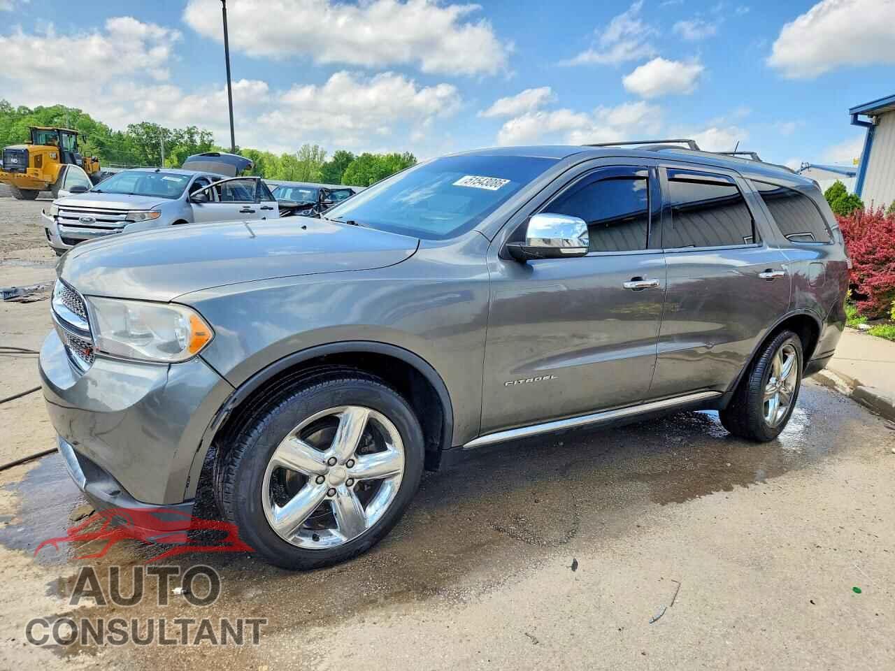 DODGE DURANGO 2013 - 1C4SDHET6DC605806