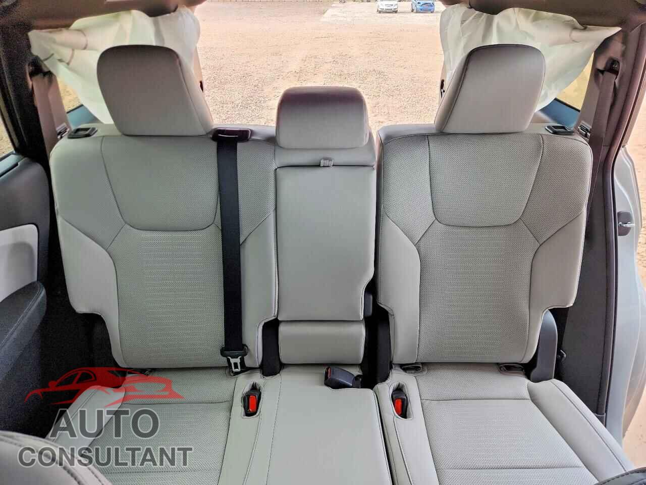LEXUS UNKNOWN 2026 - 5TDAAAA64TS020411