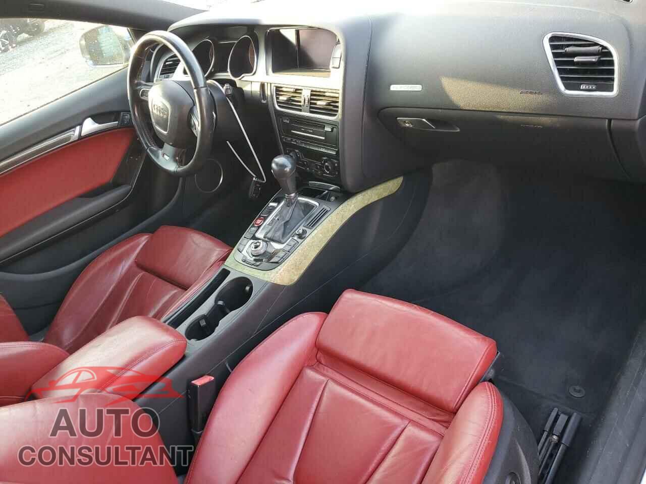 AUDI S5/RS5 2012 - WAUCVAFR2CA017629