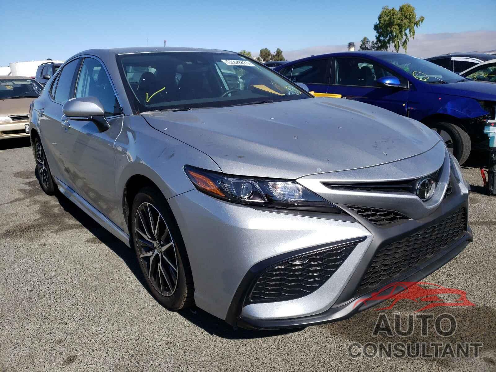 TOYOTA CAMRY 2021 - 4T1T11AK0MU427897