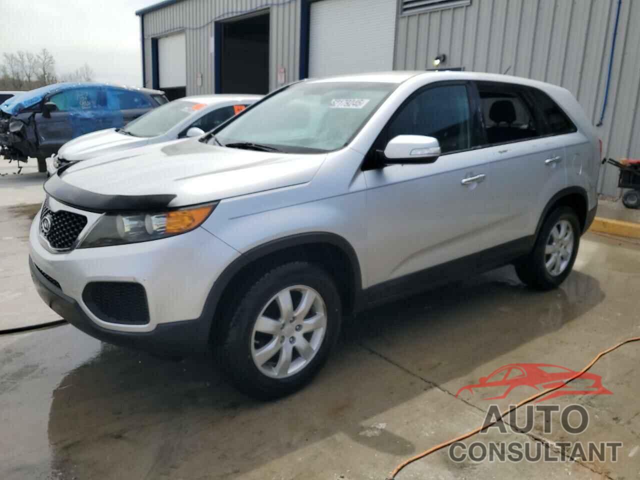 KIA SORENTO 2011 - 5XYKT3A1XBG044755
