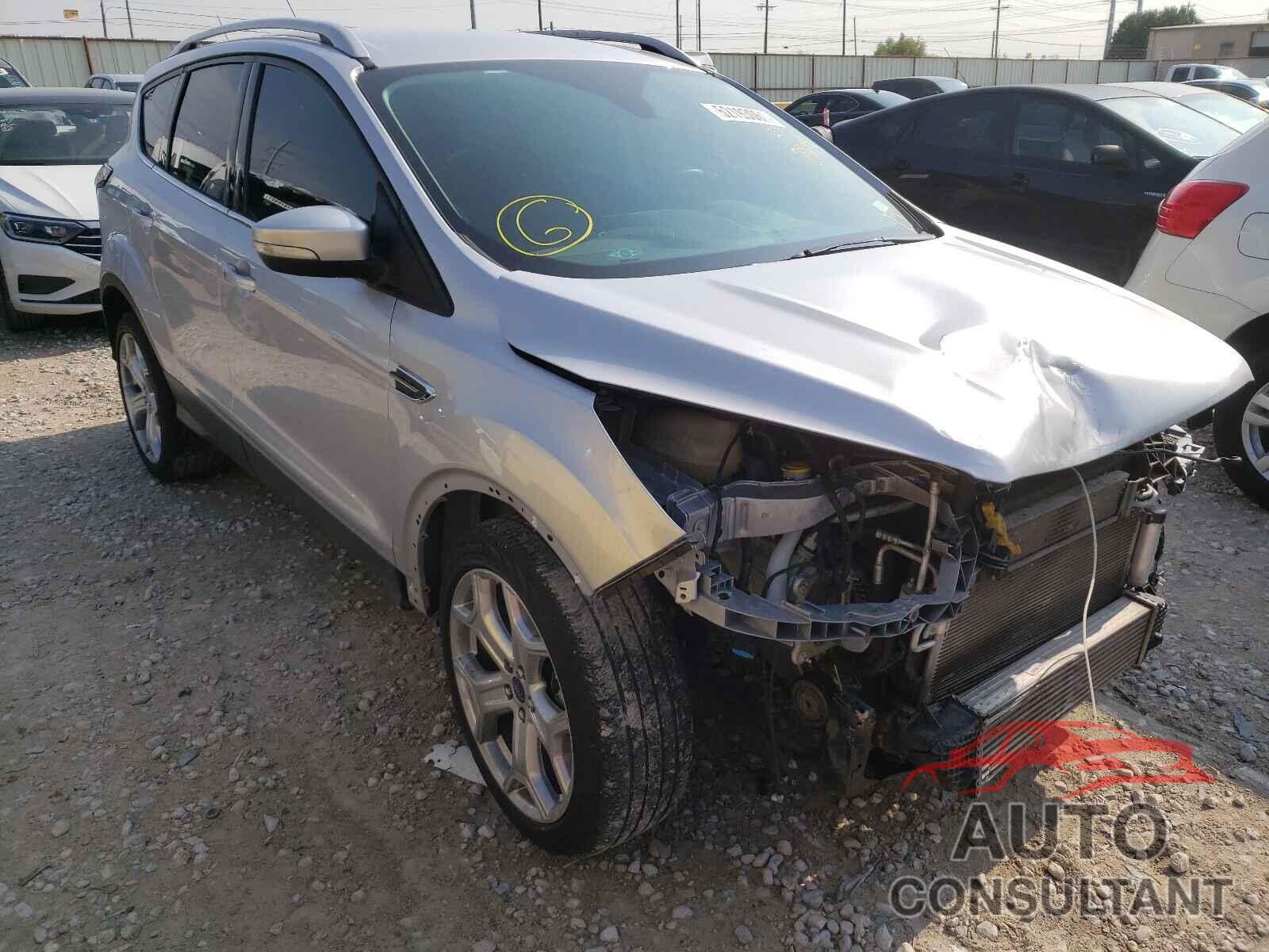 FORD ESCAPE 2017 - 1FMCU0J93HUB79004