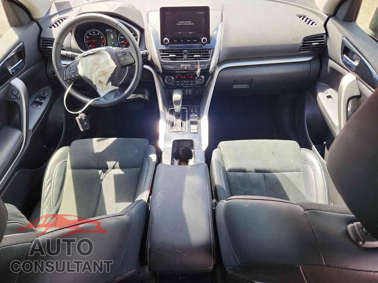 MITSUBISHI ECLIPSE 2022 - JA4ATWAA1NZ004321