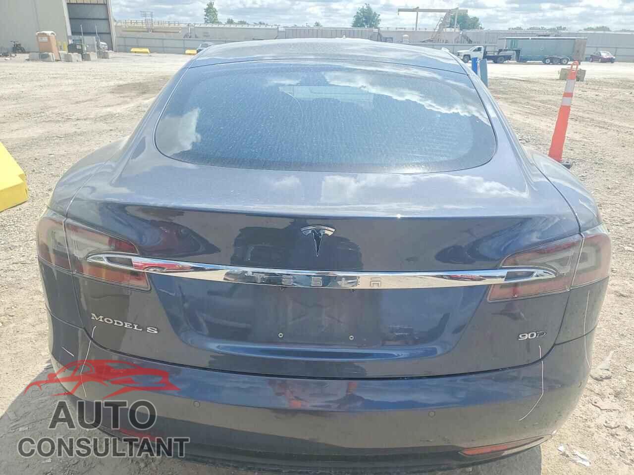 TESLA MODEL S 2016 - 5YJSA1E22GF174279