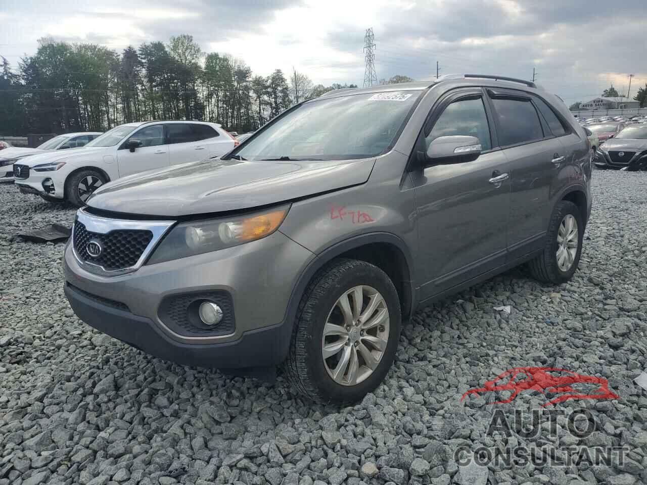 KIA SORENTO 2011 - 5XYKU3A13BG102010