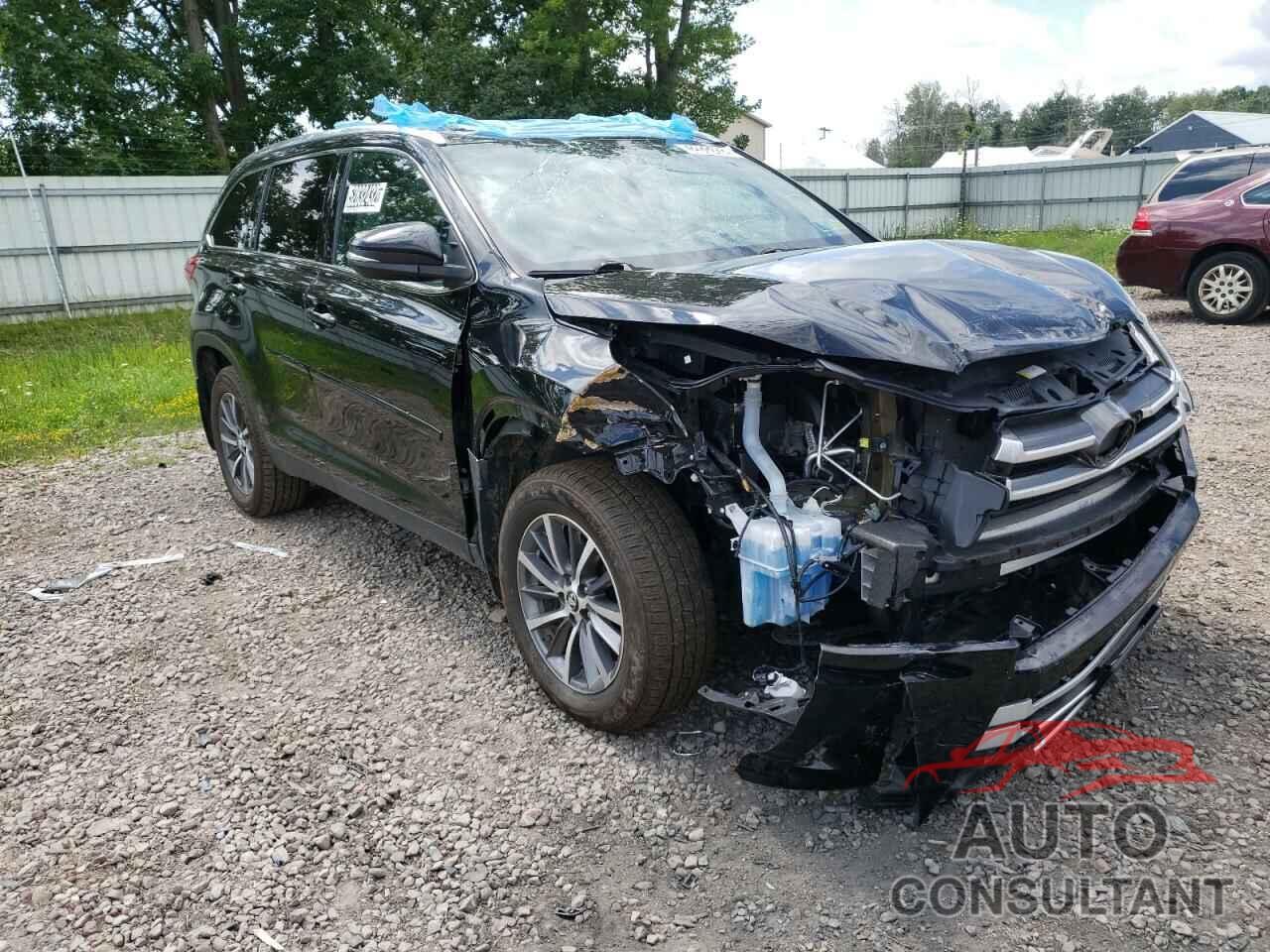 TOYOTA HIGHLANDER 2019 - 5TDJZRFH2KS613460