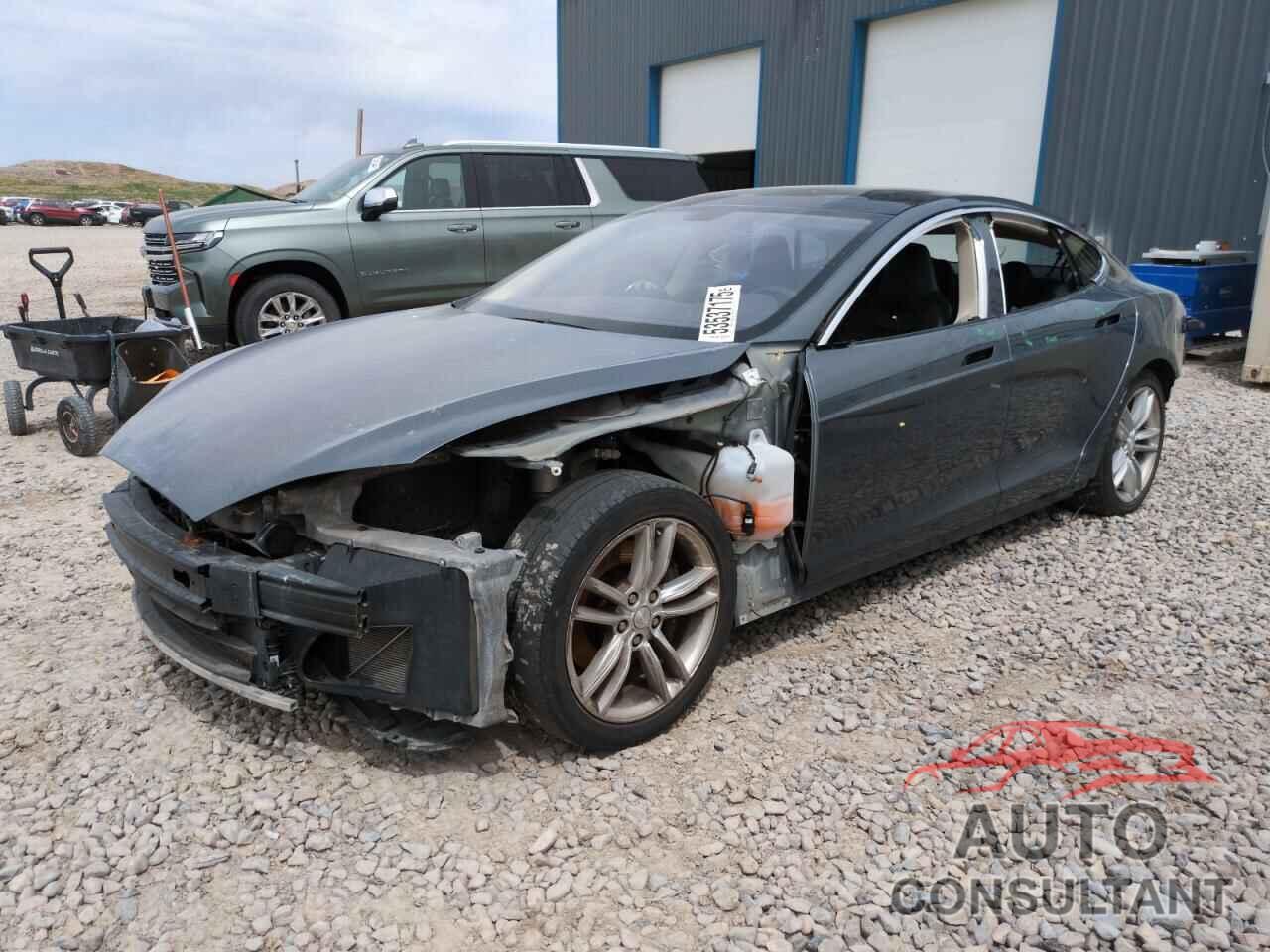 TESLA MODEL S 2013 - 5YJSA1BG6DFP04894