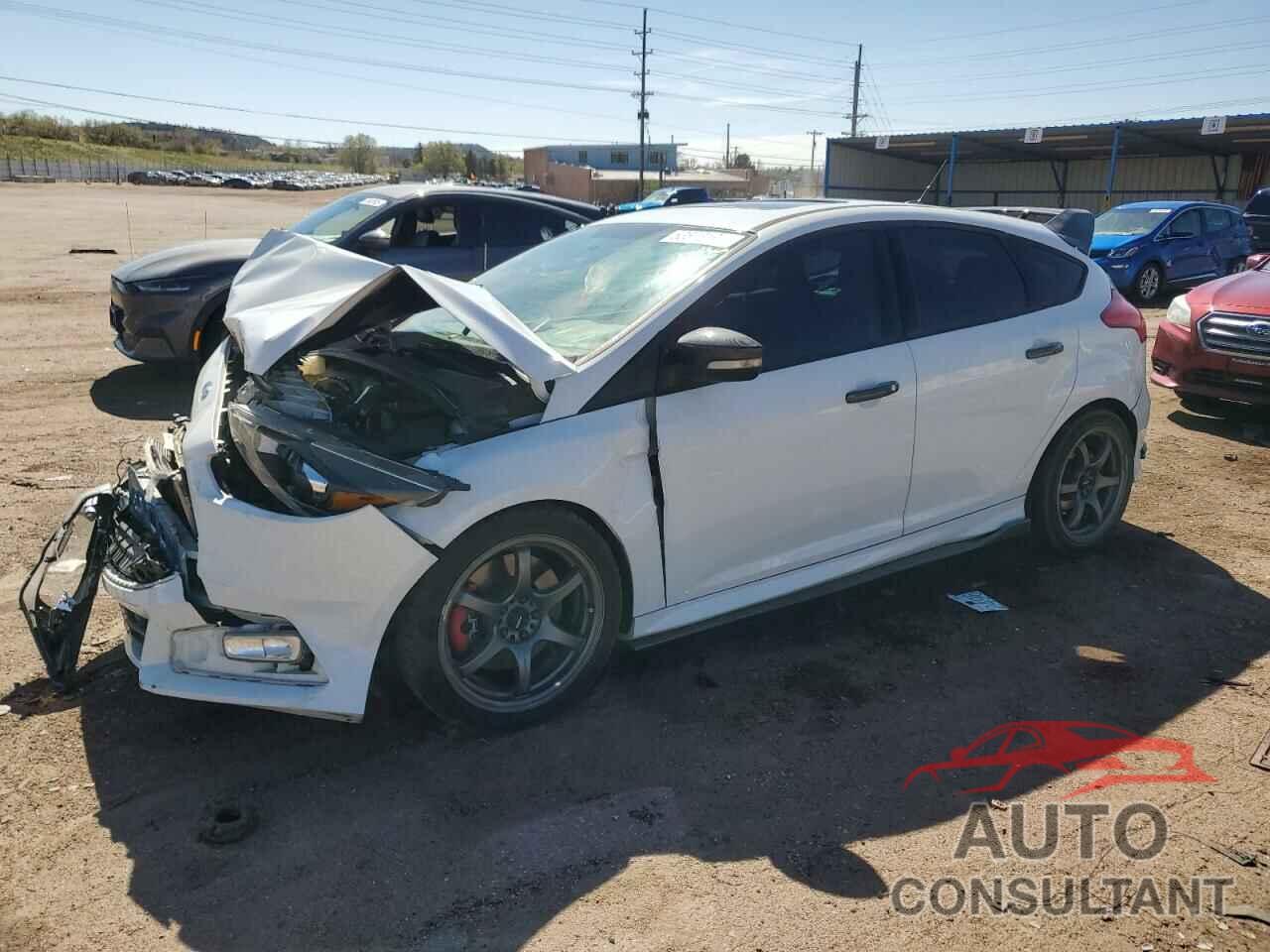 FORD FOCUS 2016 - 1FADP3L91GL225597