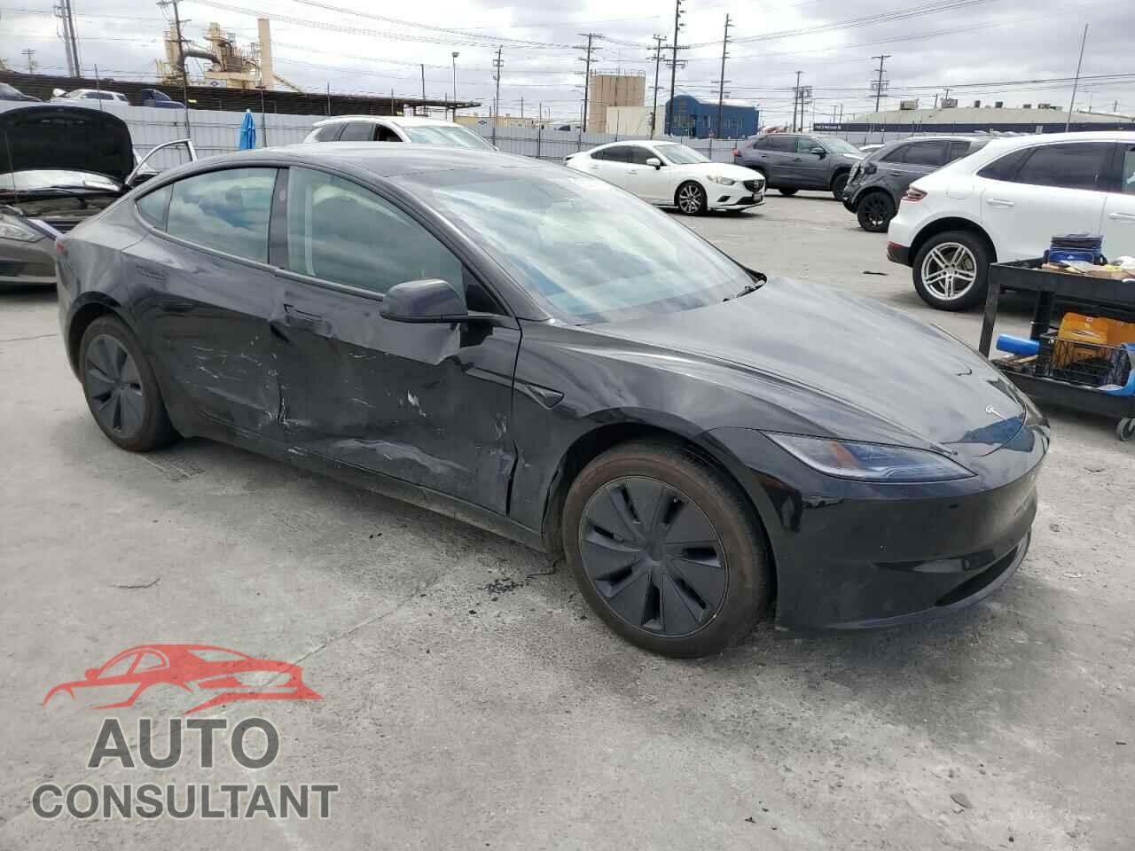 TESLA MODEL 3 2024 - 5YJ3E1EA6RF739698