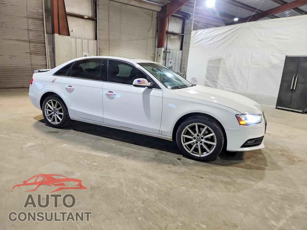 AUDI A4 2013 - WAUFFAFL3DN009023