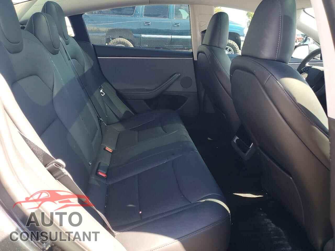 TESLA MODEL 3 2024 - 5YJ3E1EA8RF862158