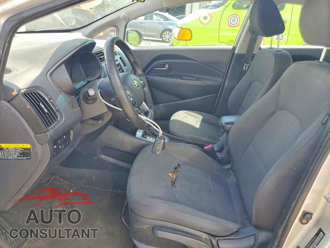KIA RIO 2013 - KNADN4A32D6208934