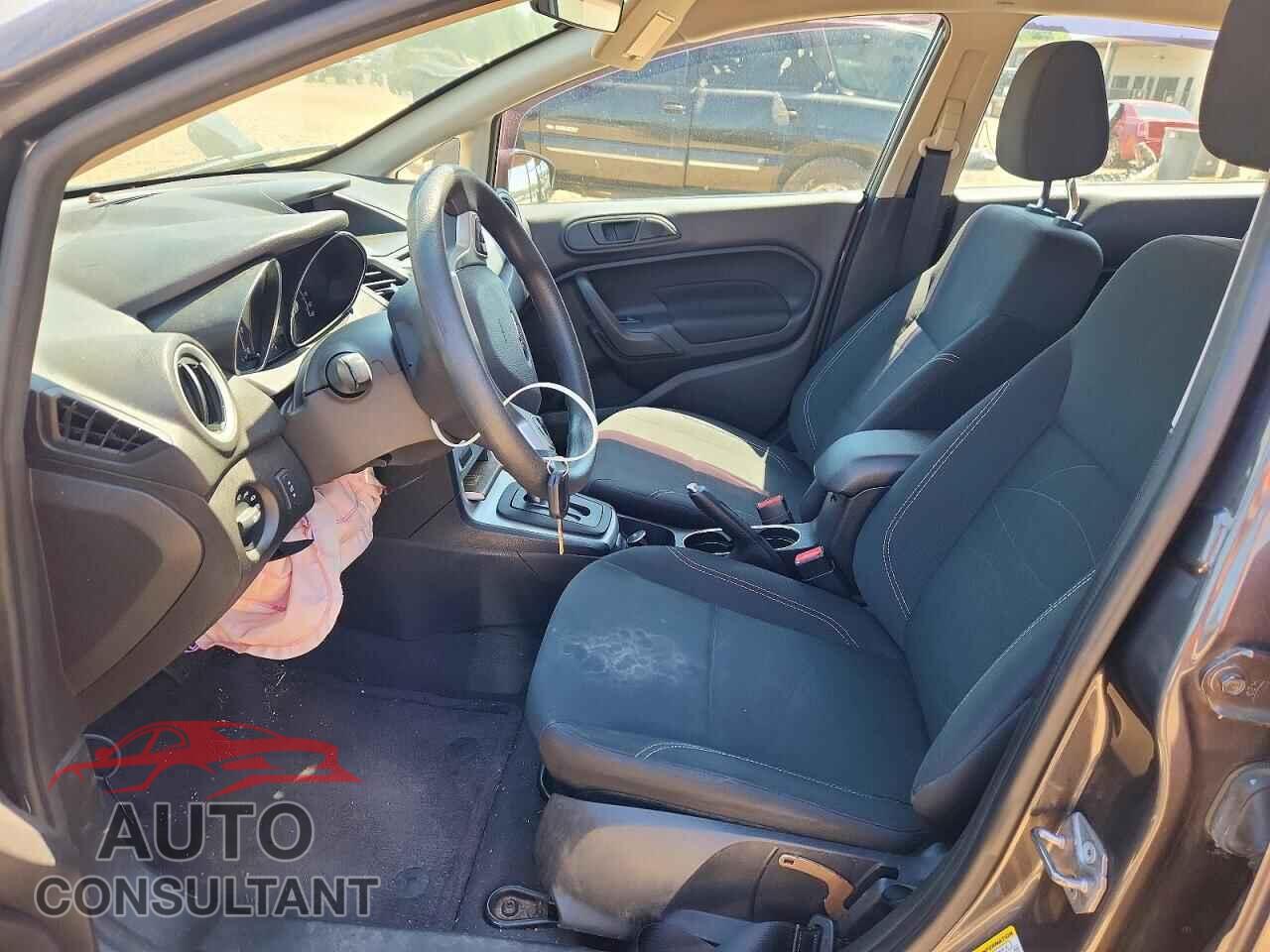 FORD FIESTA 2017 - 3FADP4EJ1HM149764