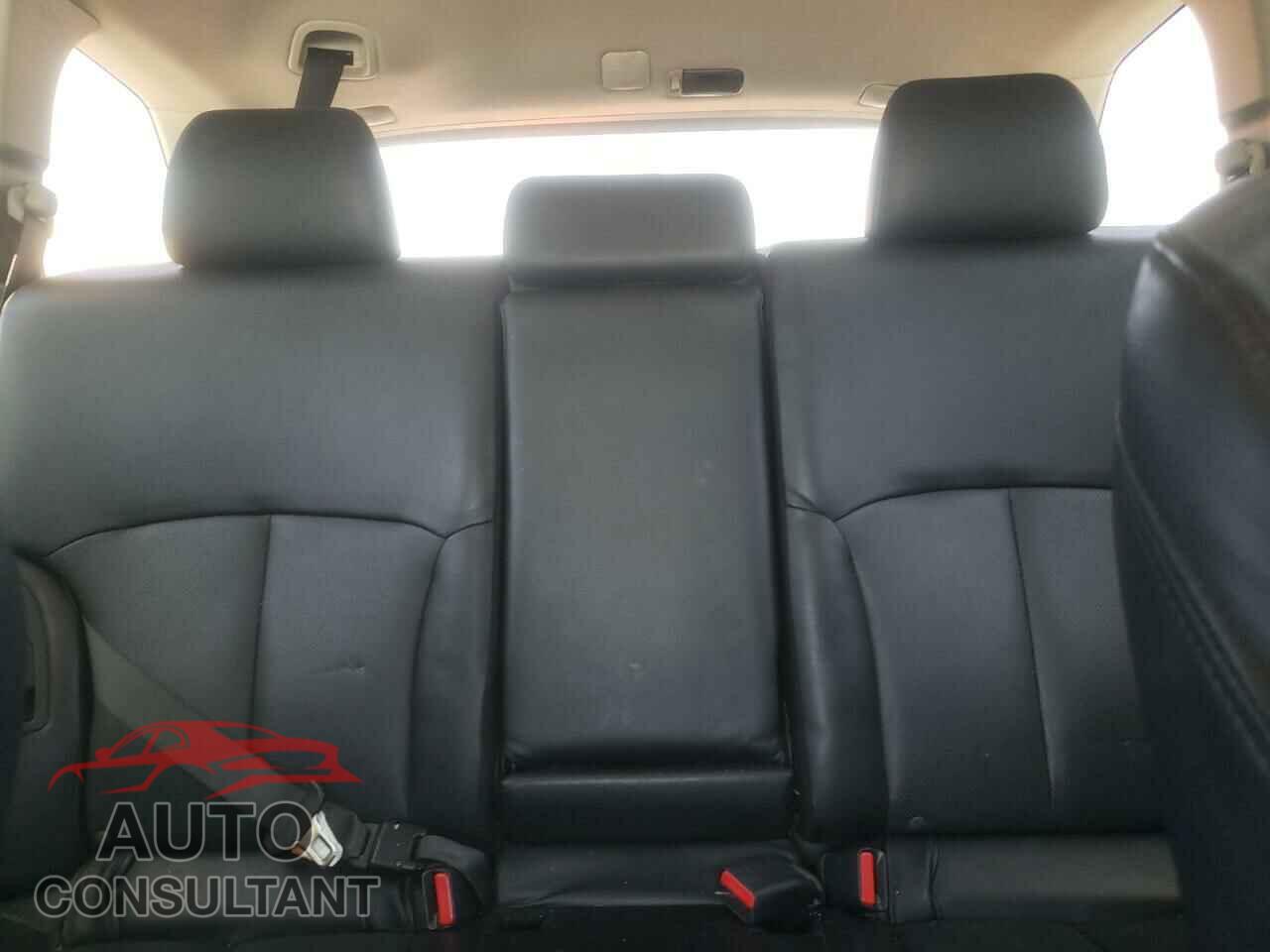 SUBARU OUTBACK 2014 - 4S4BRBLC1E3326018