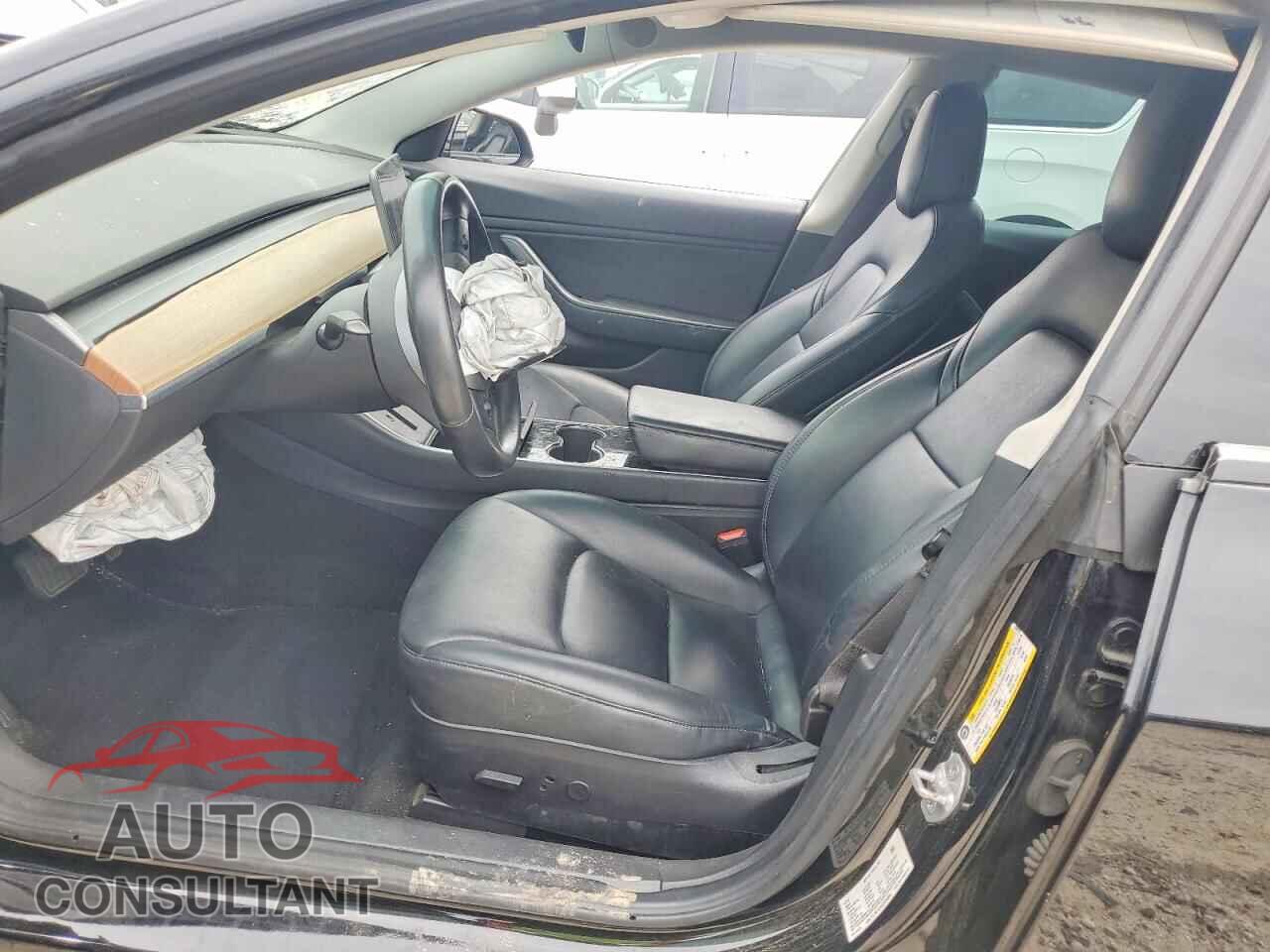 TESLA MODEL 3 2018 - 5YJ3E1EA5JF033035