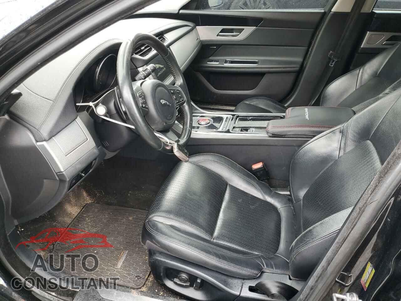 JAGUAR XF 2017 - SAJBE4BV0HCY38650