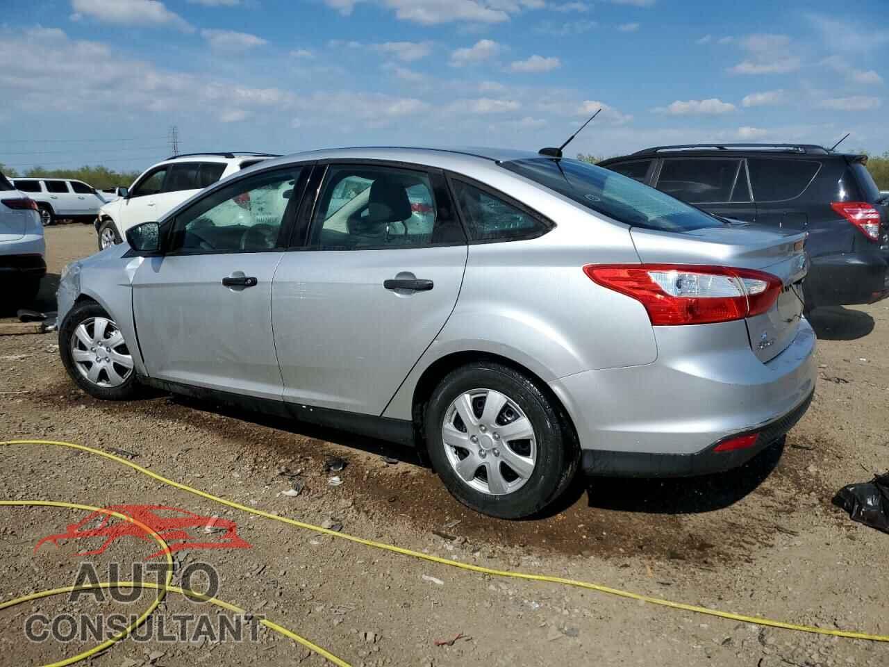 FORD FOCUS 2013 - 1FADP3E21DL275766