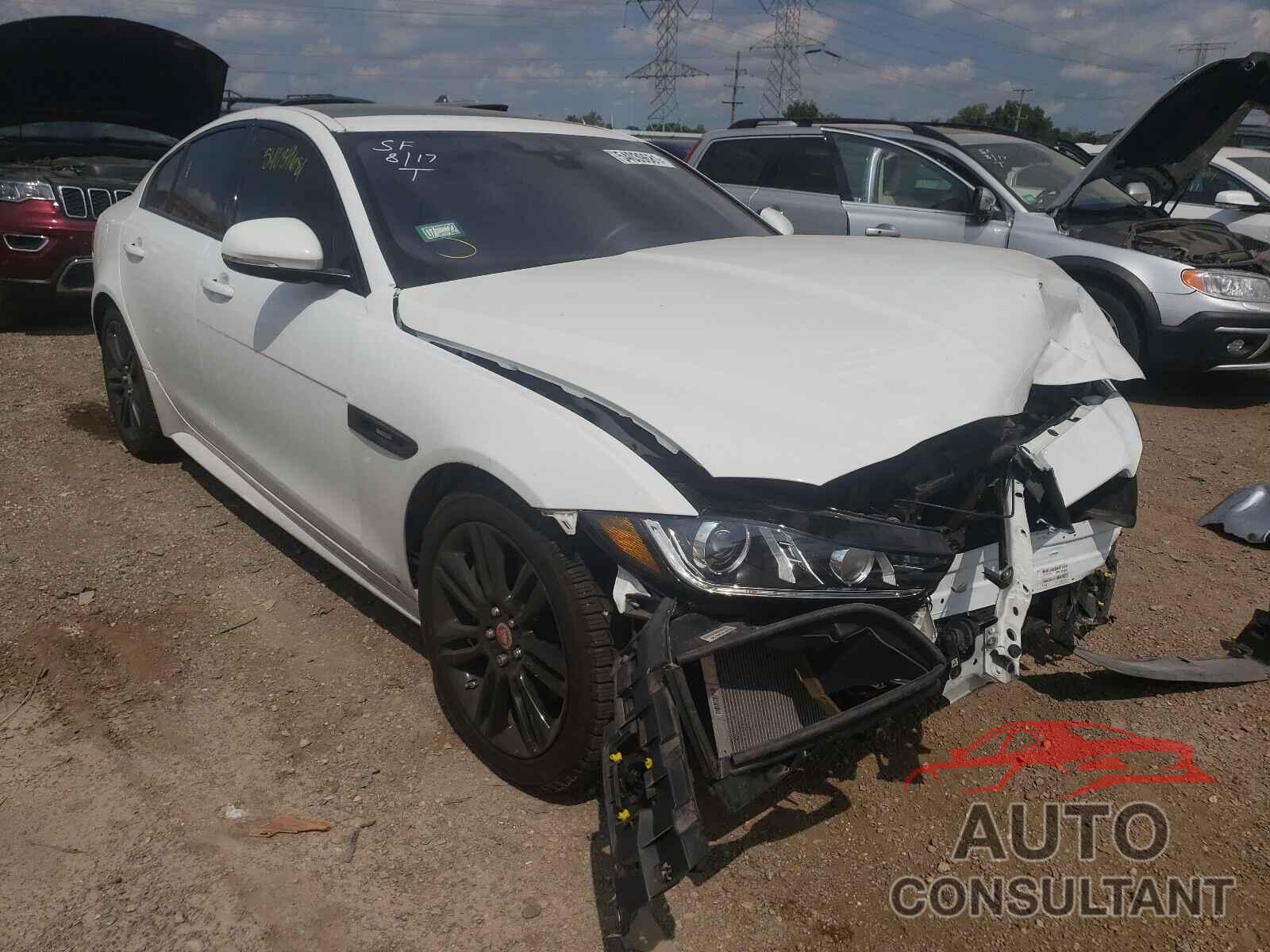 JAGUAR XE 2019 - SAJAF4FX9KCP49543