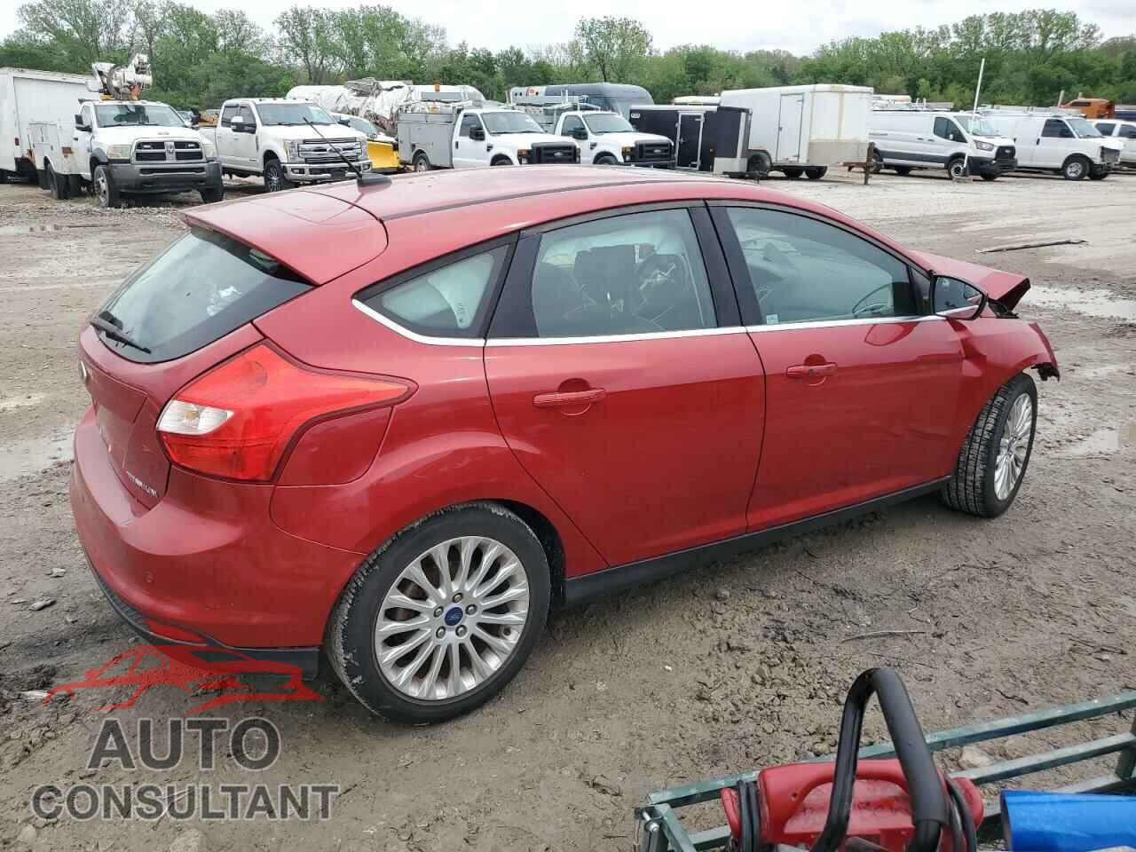 FORD FOCUS 2012 - 1FAHP3N28CL100222