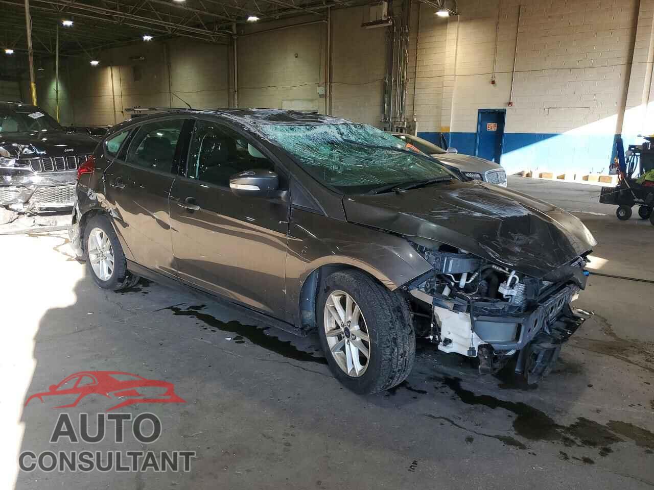 FORD FOCUS 2015 - 1FADP3K28FL367917