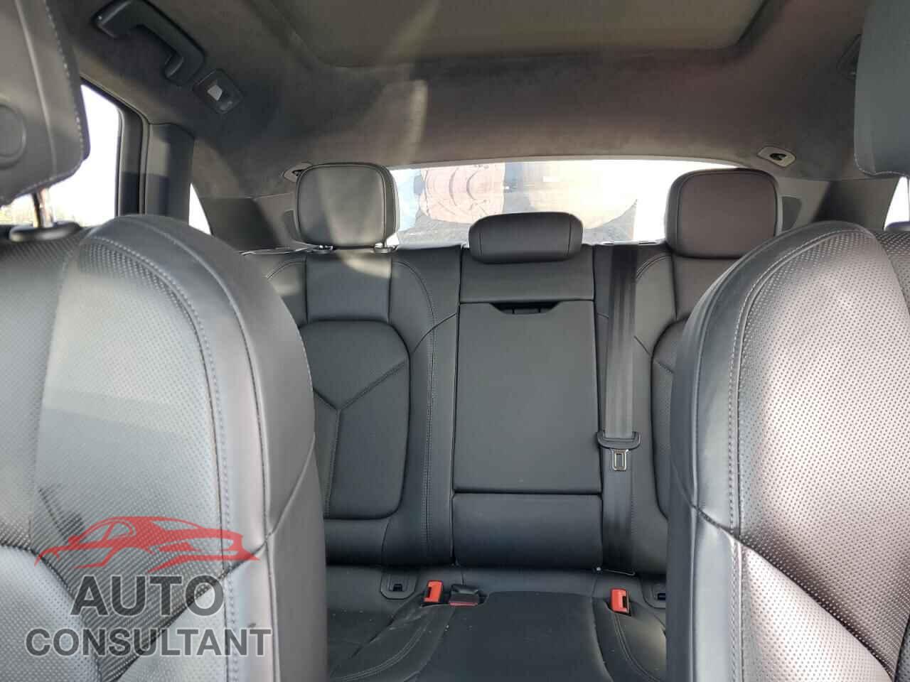 PORSCHE MACAN 2015 - WP1AB2A5XFLB72885