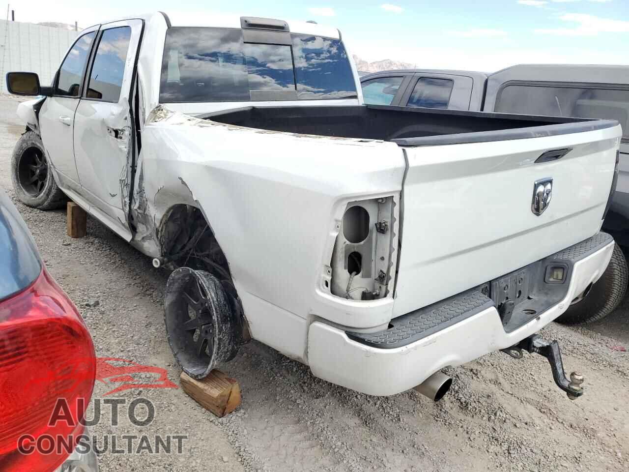 DODGE RAM 1500 2012 - 1C6RD7MT8CS239031