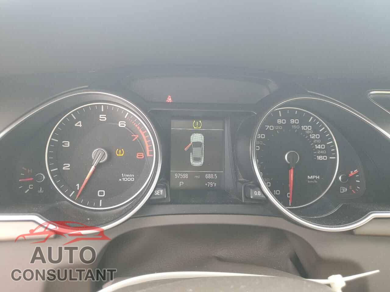 AUDI A5 2013 - WAULFAFH0DN000472