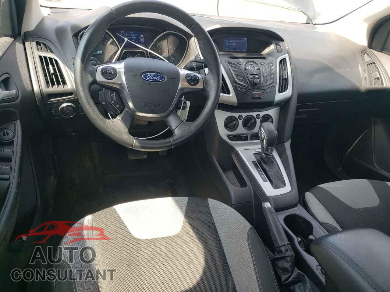 FORD FOCUS 2014 - 1FADP3F28EL342217
