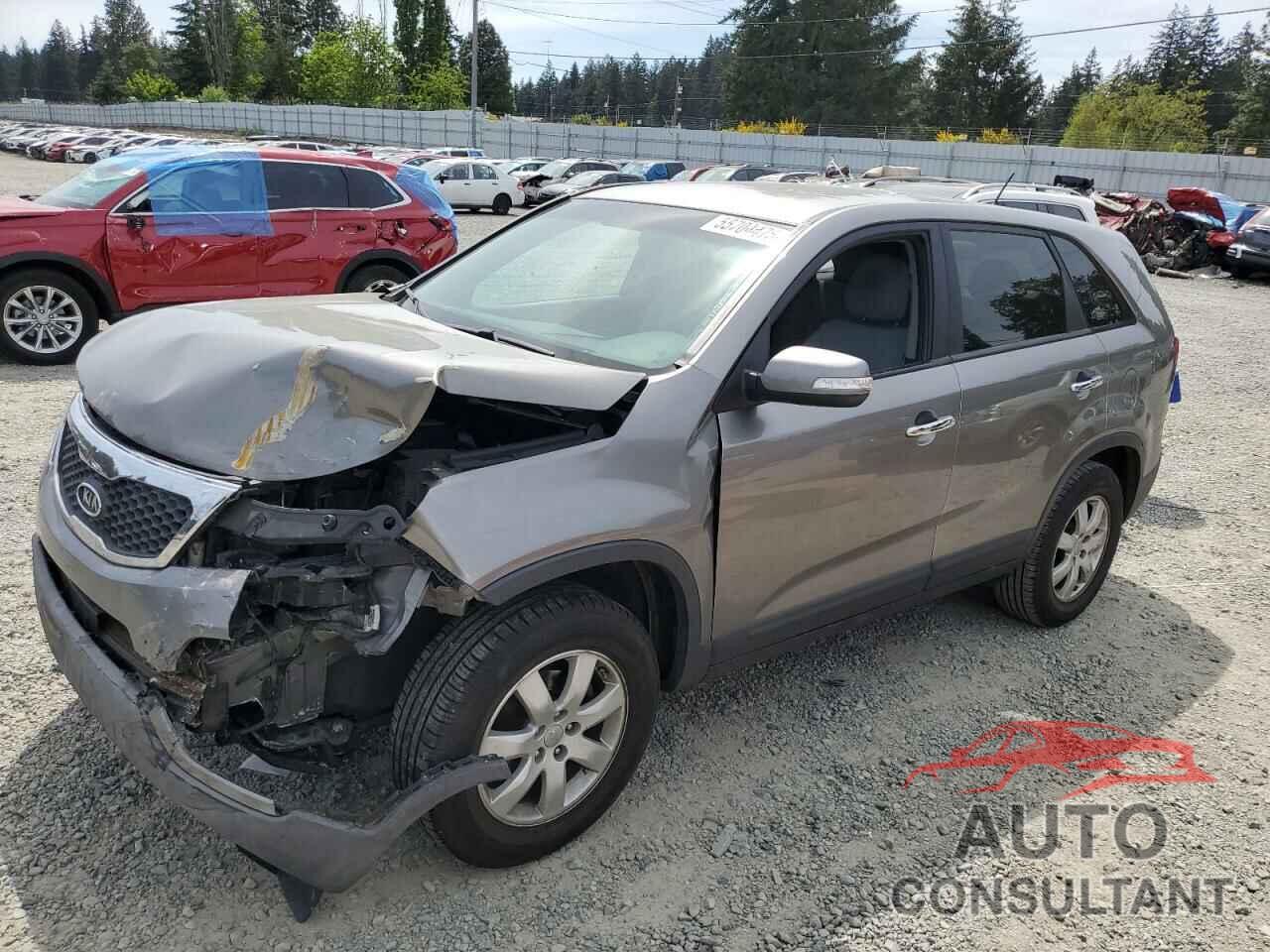 KIA SORENTO 2013 - 5XYKT3A11DG411173
