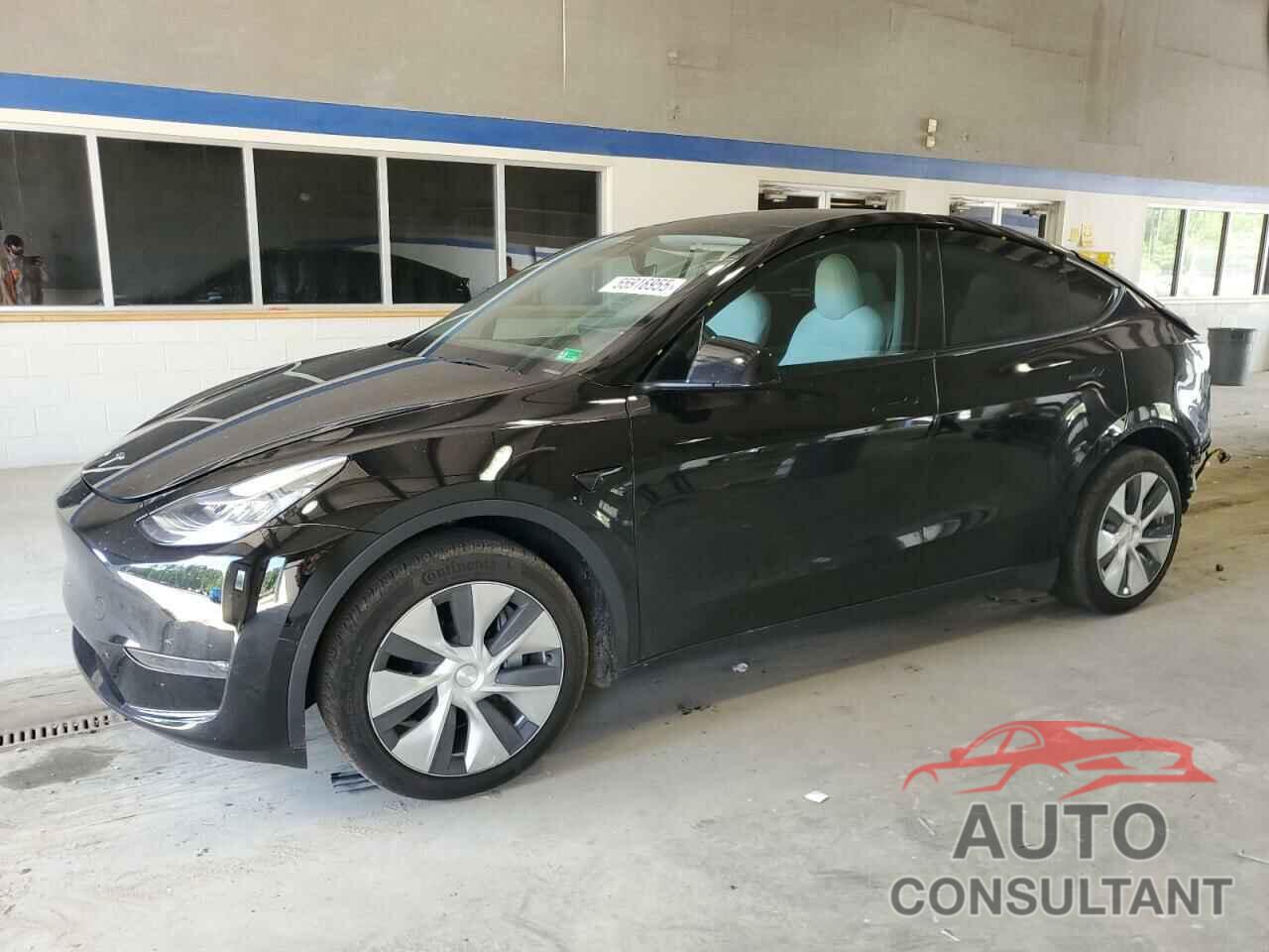 TESLA MODEL Y 2021 - 5YJYGAEE0MF298016