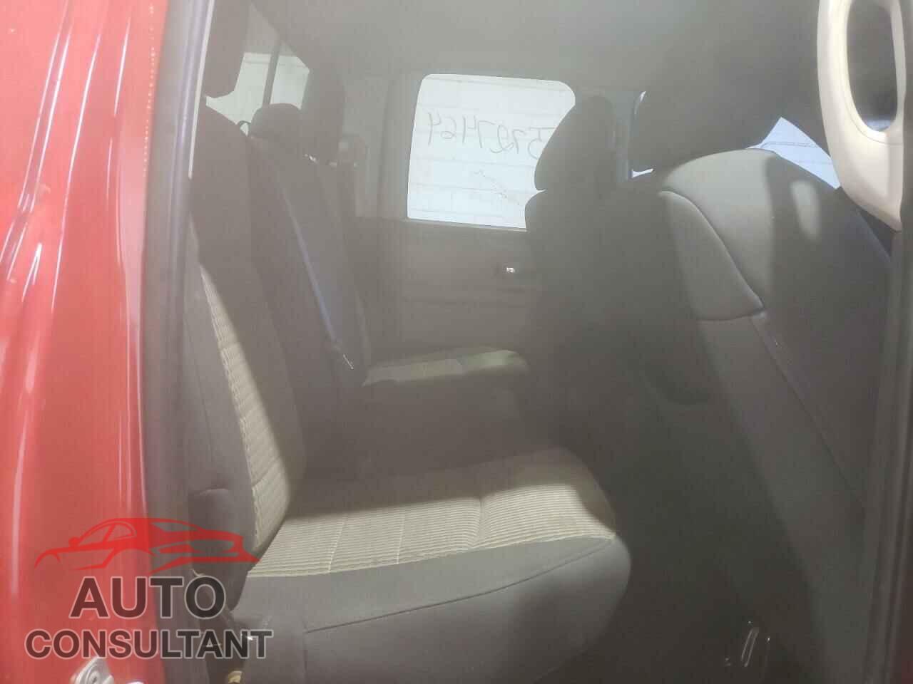 DODGE RAM 1500 2012 - 1C6RD7GT3CS196374