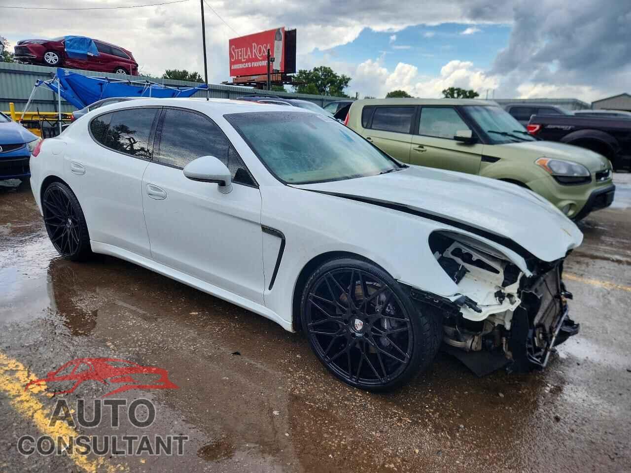 PORSCHE PANAMERA 2015 - WP0AA2A75FL004741