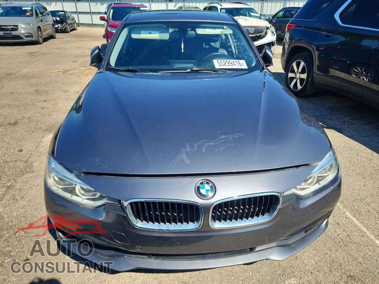 BMW 3 SERIES 2018 - WBA8A3C59JA492268