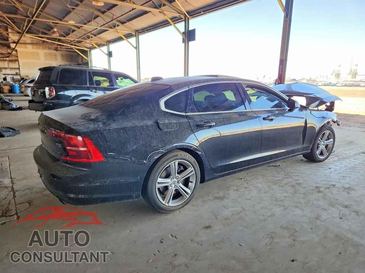 VOLVO S90 2018 - LVY982AK2JP032929