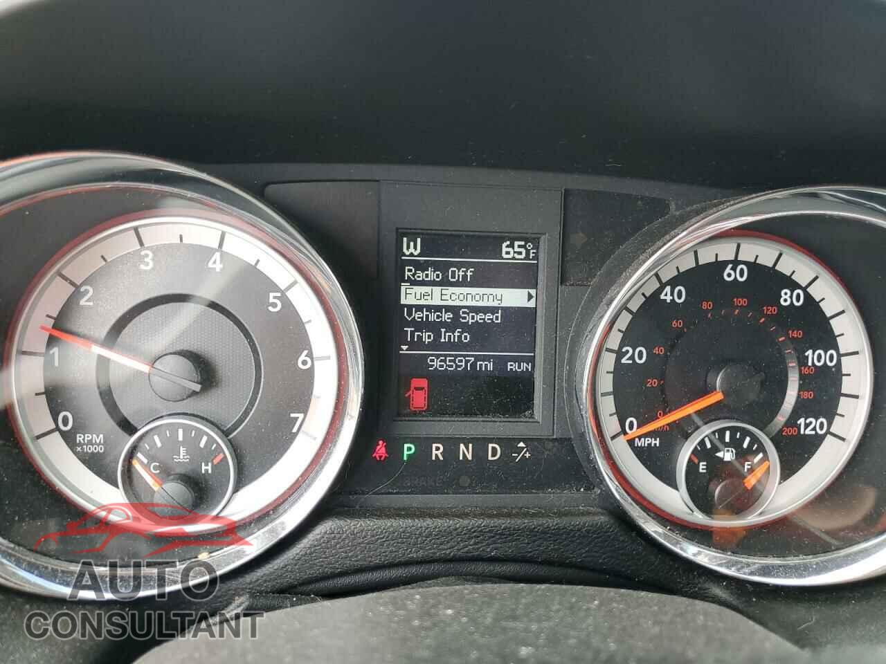 DODGE CARAVAN 2011 - 2D4RN5DG0BR710024