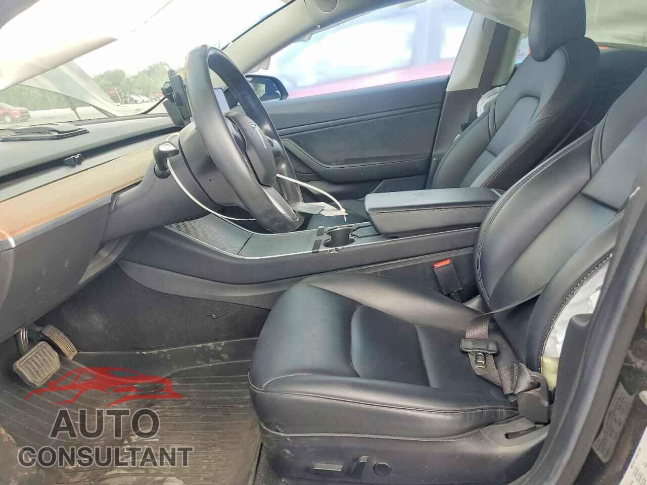 TESLA MODEL 3 2018 - 5YJ3E1EA3JF036225