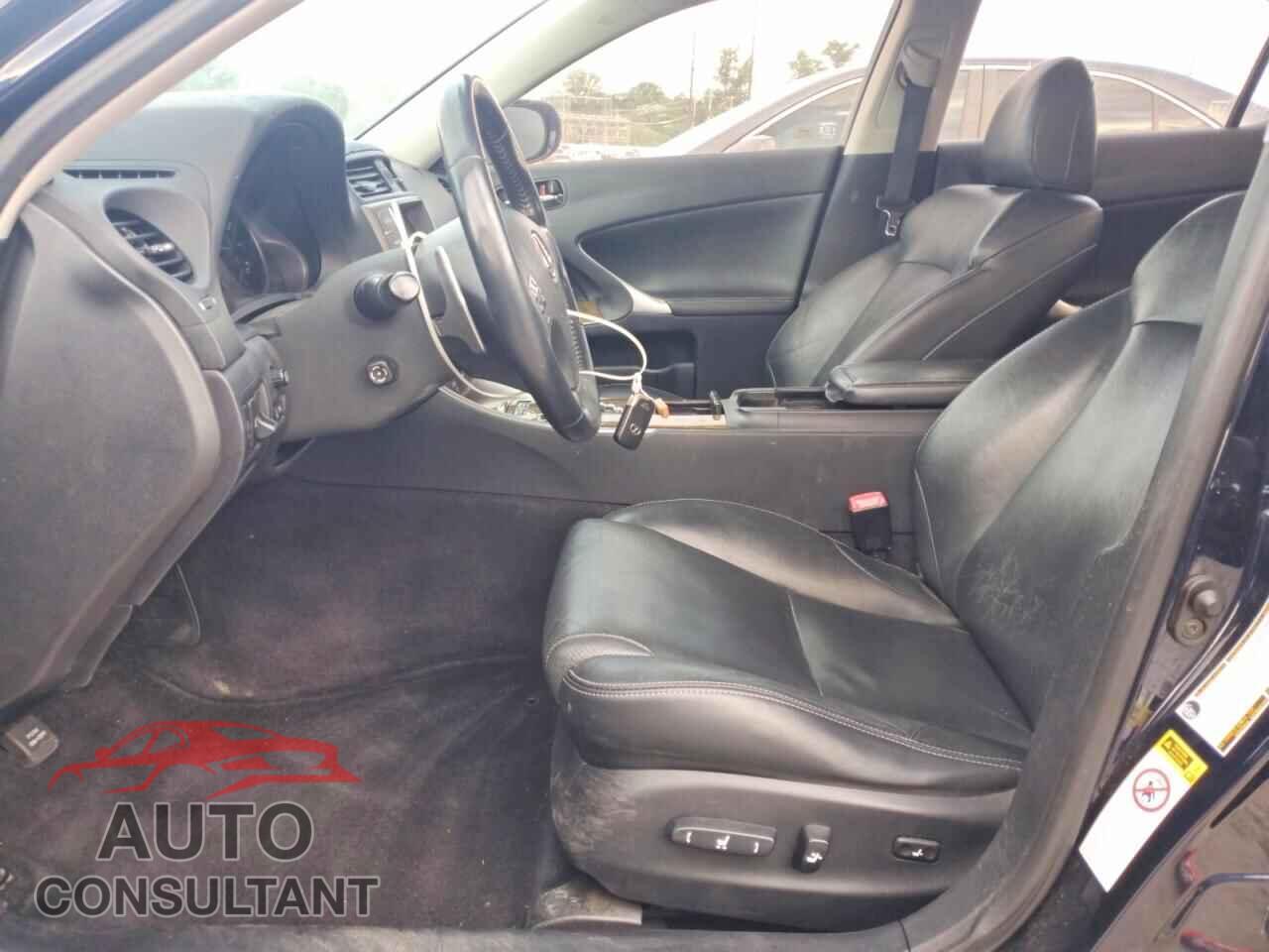 LEXUS IS 2010 - JTHBE5C25A5024155